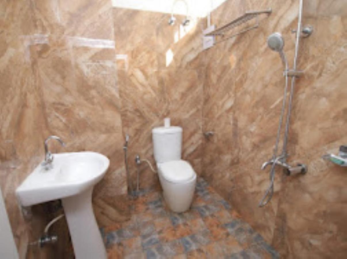 Hotel East Inn Dimāpur Esterno foto